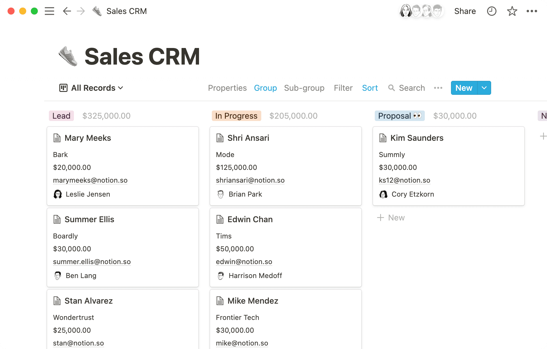 정보를 정리하고 분류할 때 데이터베이스를 사용하세요. 필요에 따라 다양한 보기로 데이터를 볼 수도 있습니다.